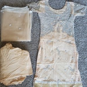 Indian salwar kameez punjabi desi suit dre…